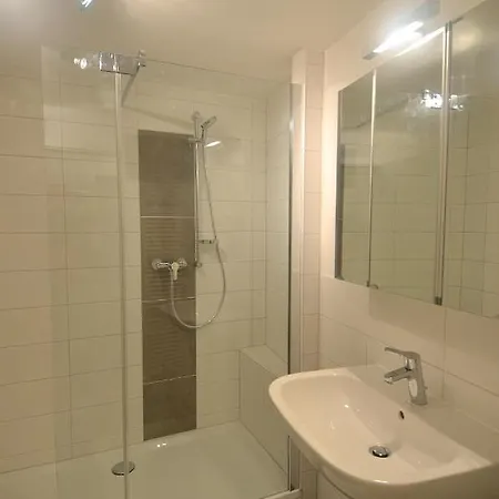 Zentrale Altstadtwohnung Im Historischen Riemenschneiderhaus