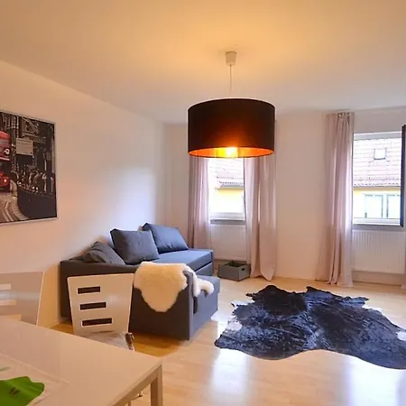 Apartment Wohnen Im Riemenschneiderhaus *