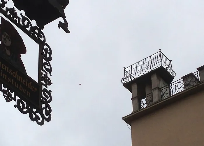 Zentrale Altstadtwohnung Im Historischen Riemenschneiderhaus *